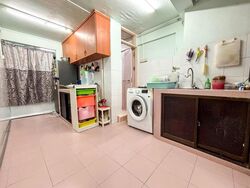 Blk 112 Commonwealth Crescent (Queenstown), HDB 3 Rooms #521551101